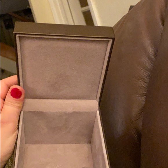 Gucci box Authentic 🎉🎁🎁🎉🎉🎊🎉🎁 - Picture 2 of 11